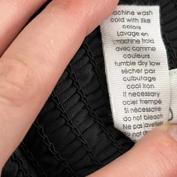 Japna/ Tank top/ Blouse/ Smocking/  Black and white/ Polka dots/ Size US L - Picture 5 of 7